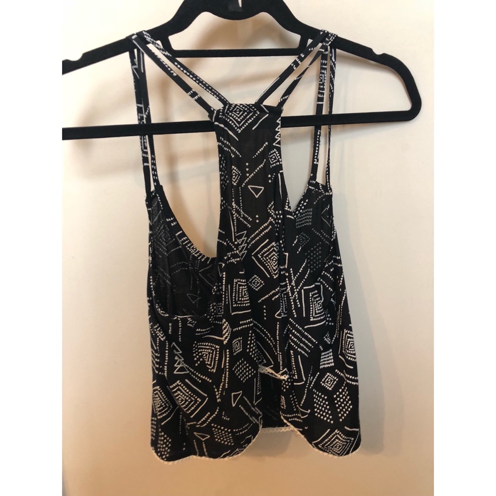 Black & White crop top - Picture 2 of 4